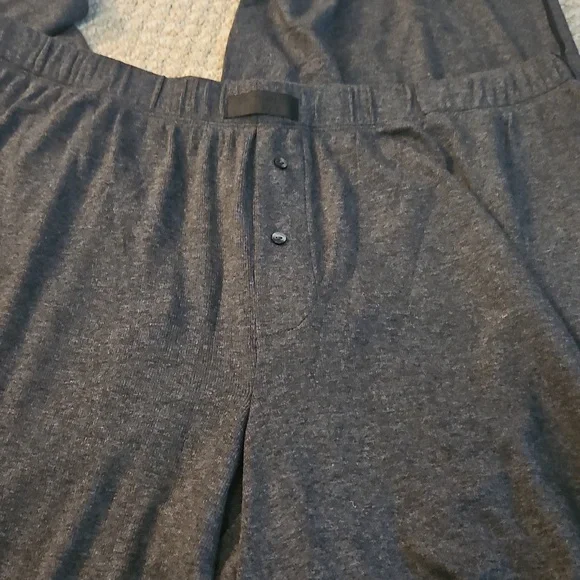 Victoria's Secret Pajamas - Picture 8 of 13